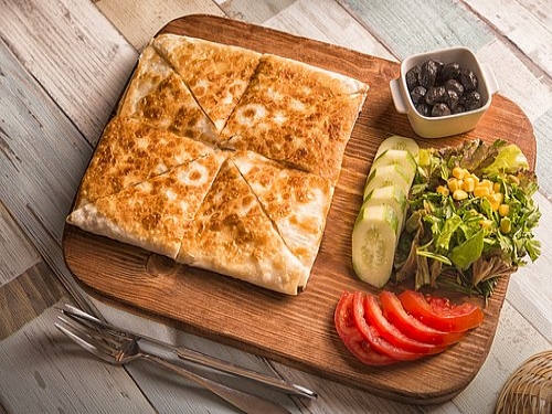 TAVUK KAŞARLI MANTARLI GÖZLEME